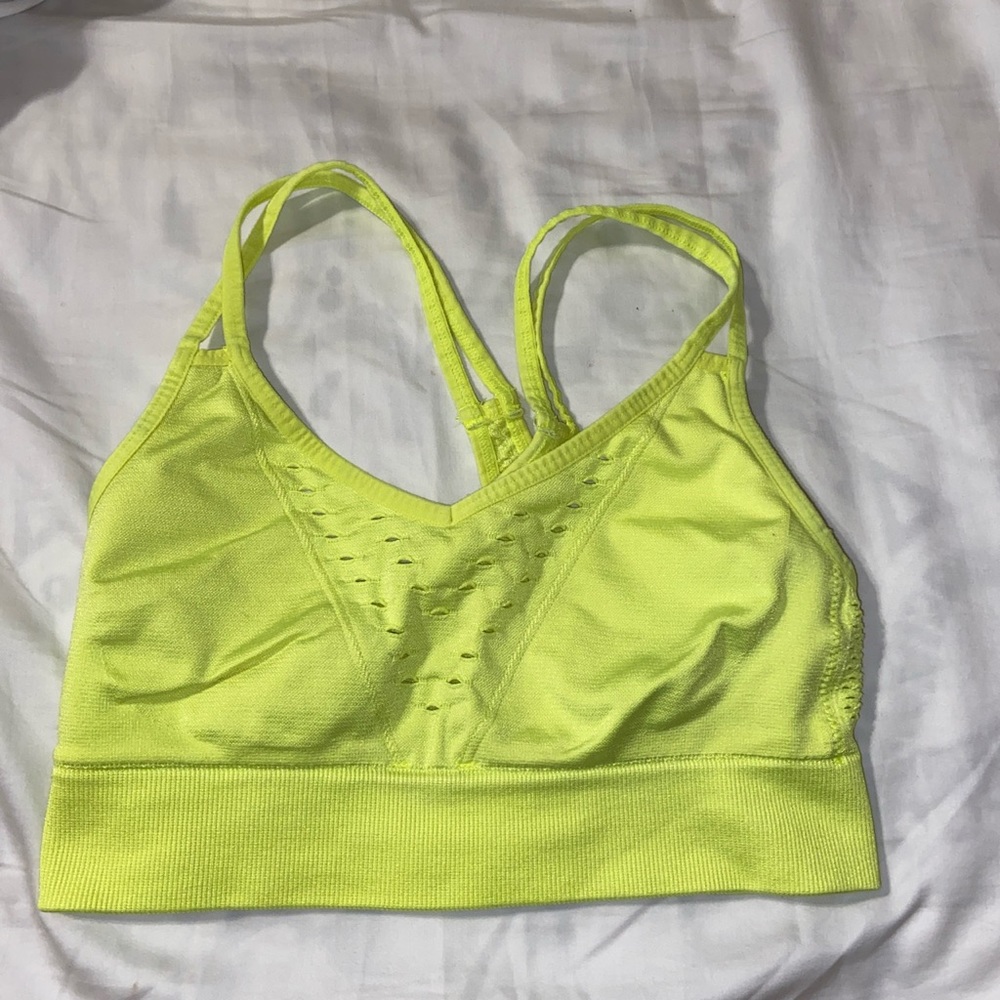 VS Sports Bra